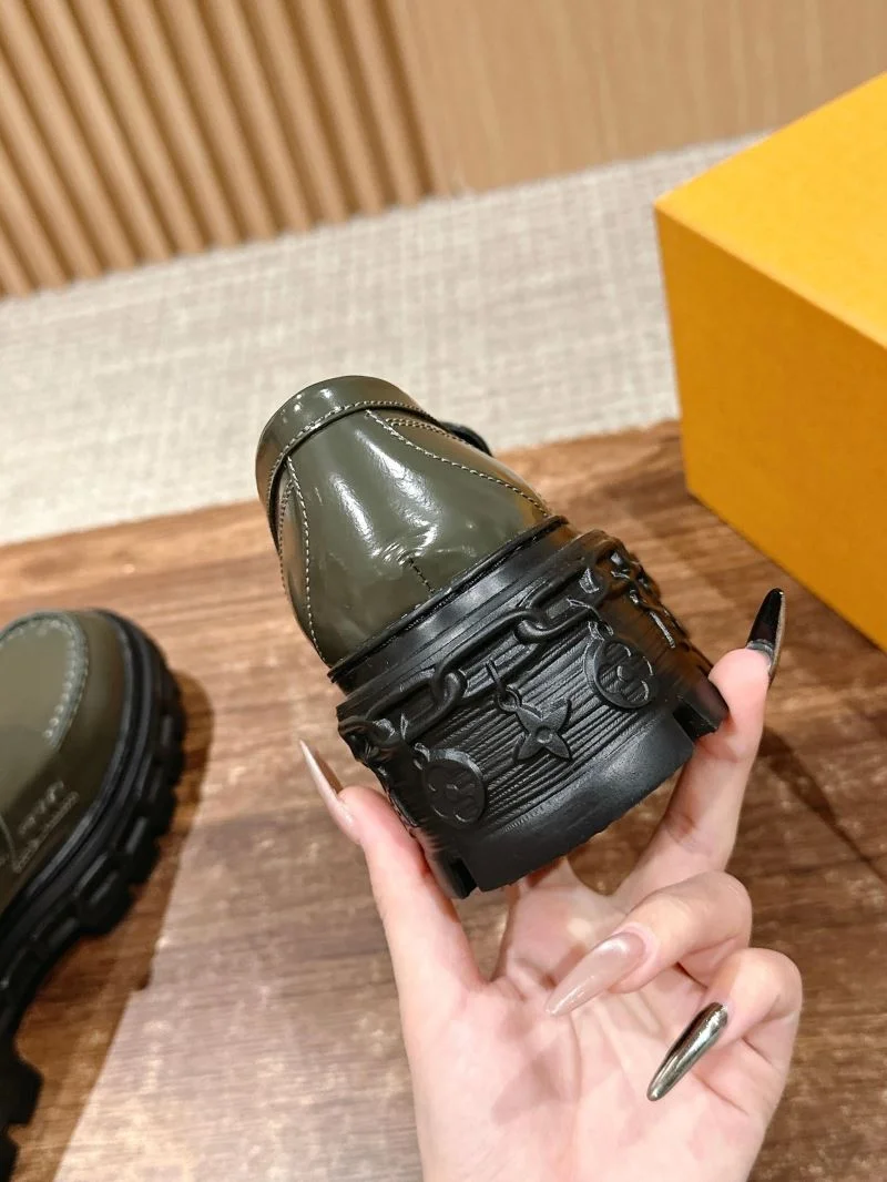 Louis Vuitton Low Shoes GoodFit 31934