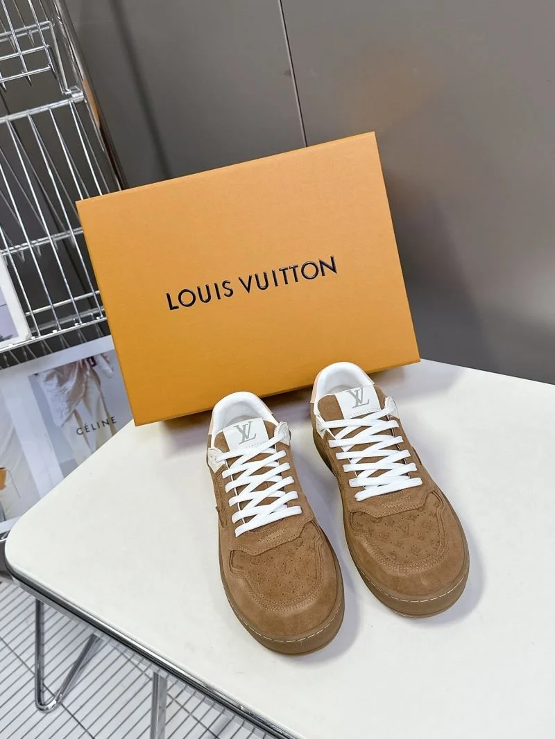 Louis Vuitton Low Shoes Unisex 31925