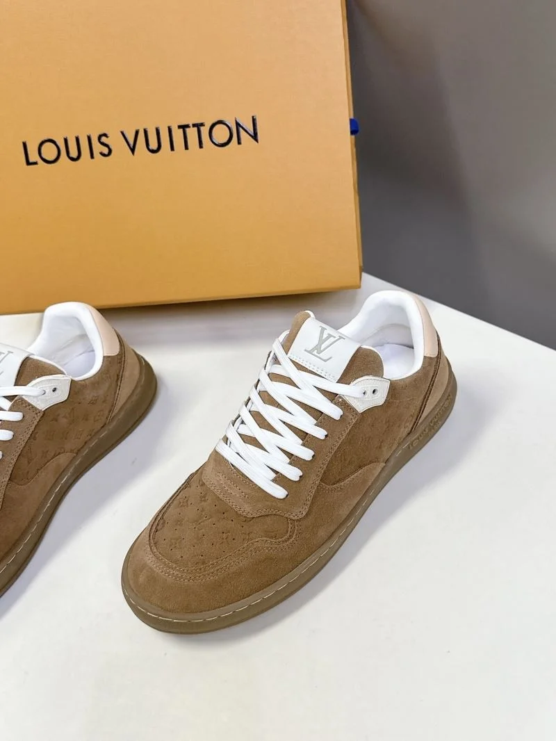Louis Vuitton Low Shoes Unisex 31925