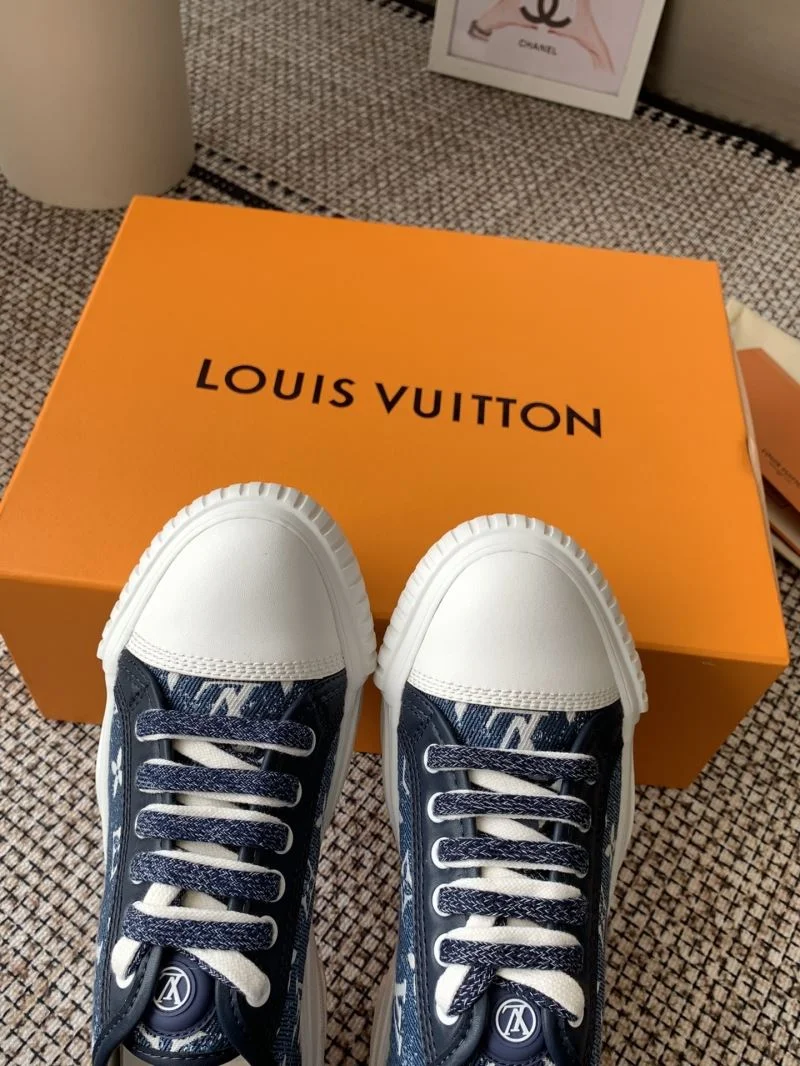 WaterResistant Louis Vuitton Low Shoes 31923