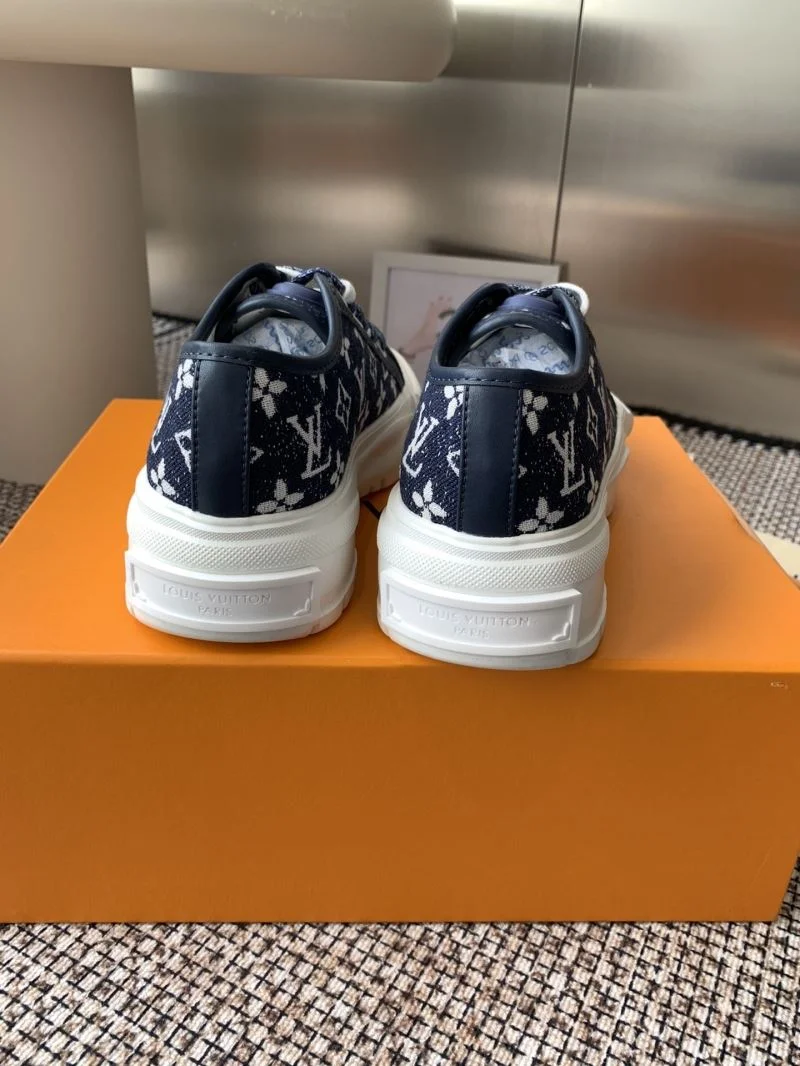 Cozy Louis Vuitton Low Shoes 31912