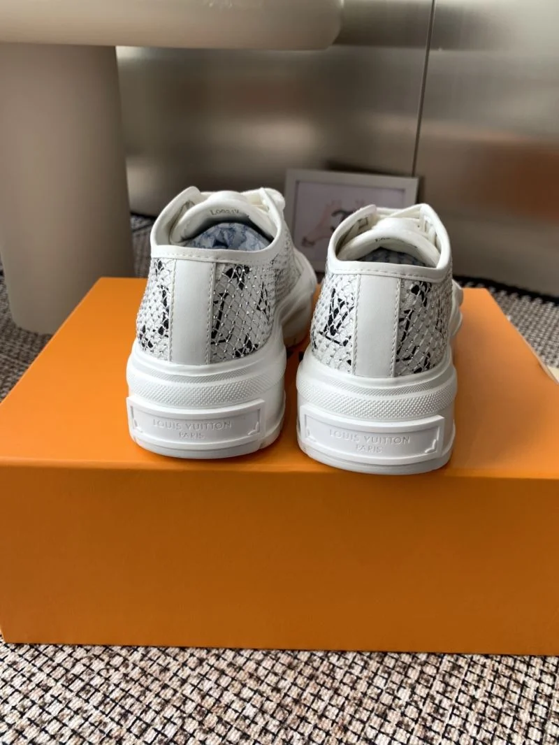 Louis Vuitton Low Shoes TopPick 31915