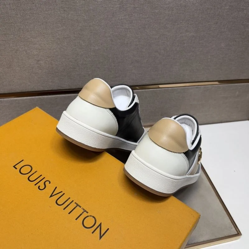 Louis Vuitton Low Shoes Trendsetting 32967