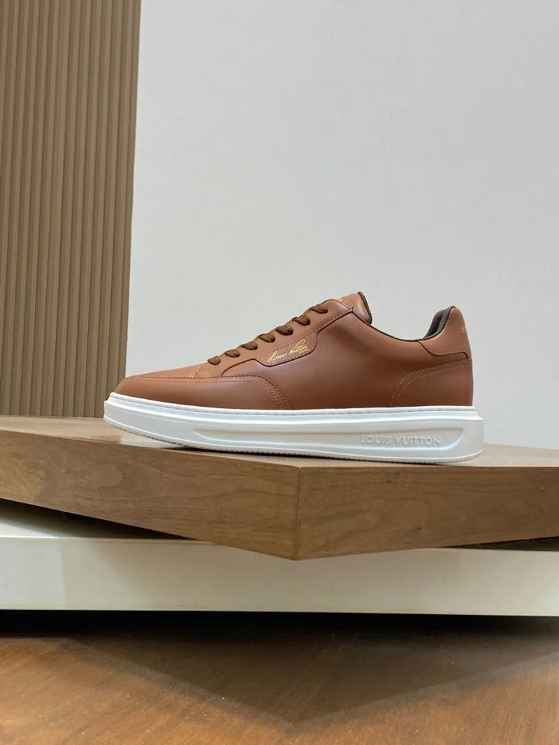 Vibrant Louis Vuitton Low Shoes 32966