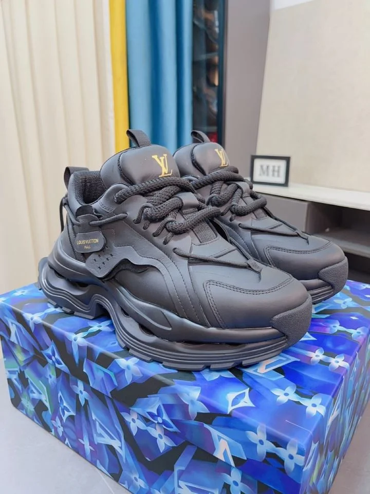 Affordable Louis Vuitton Low Shoes 32948