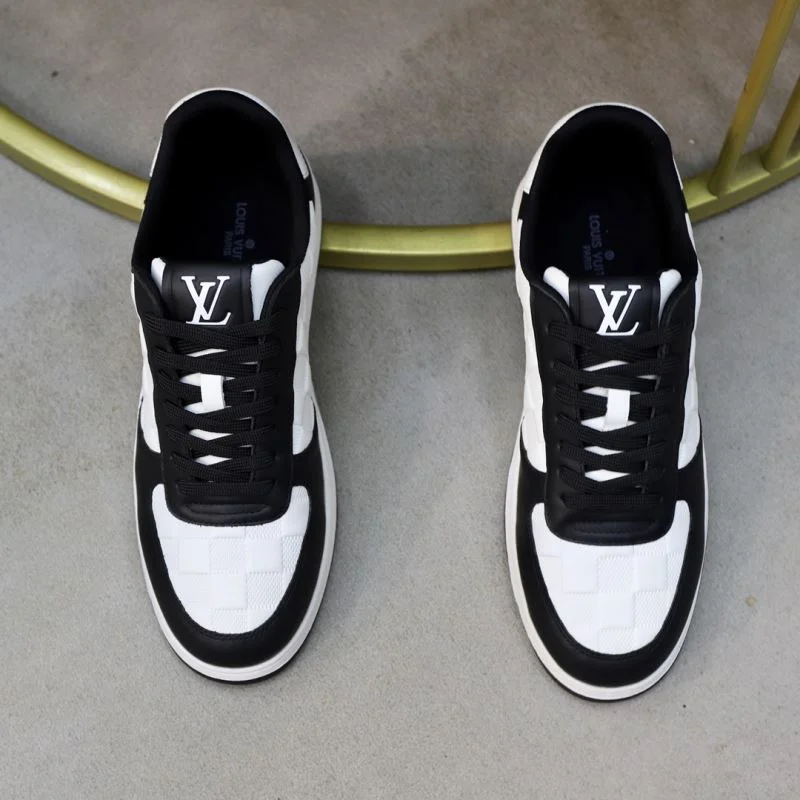 Resilient Louis Vuitton Low Shoes 32944