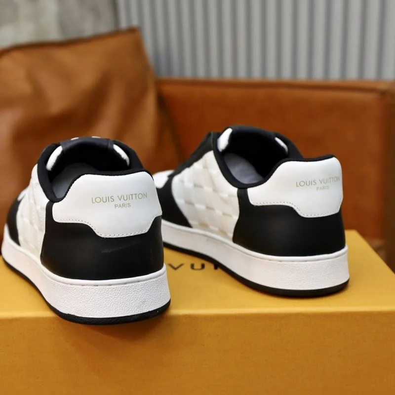 Resilient Louis Vuitton Low Shoes 32944