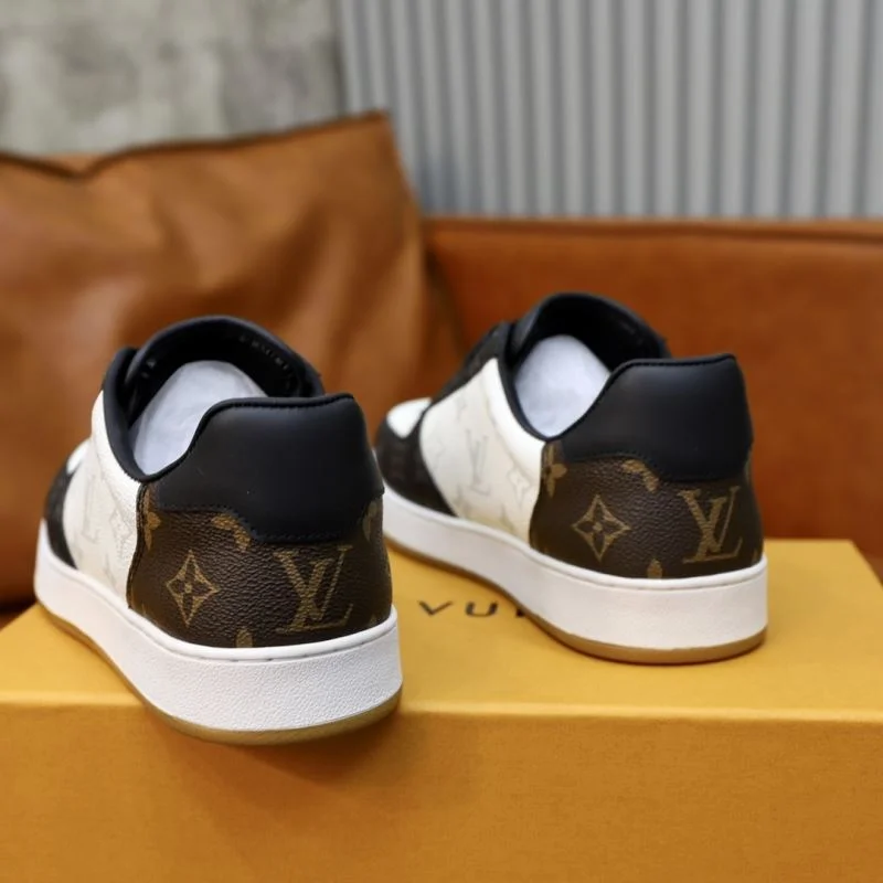 Sustainable Louis Vuitton Low Shoes 32946