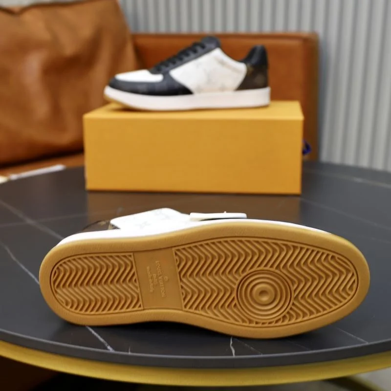 Sustainable Louis Vuitton Low Shoes 32946