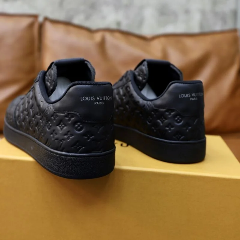 Colorful Louis Vuitton Low Shoes 32943