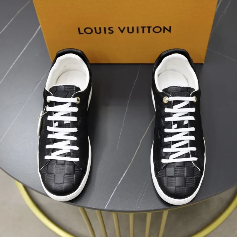 Louis Vuitton Low Shoes MultiPurpose 32927