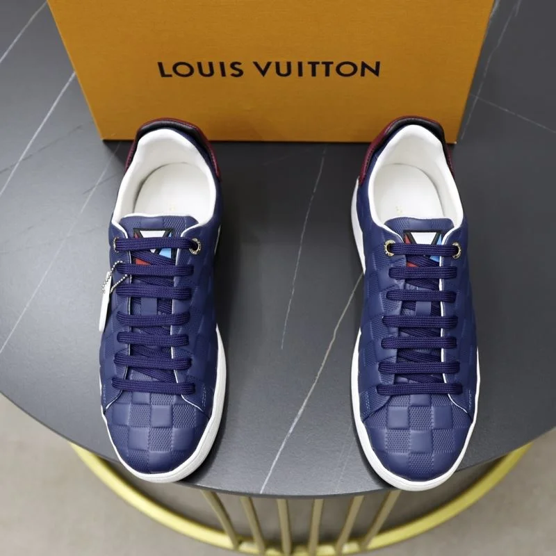 Trendy Louis Vuitton Low Shoes 32916