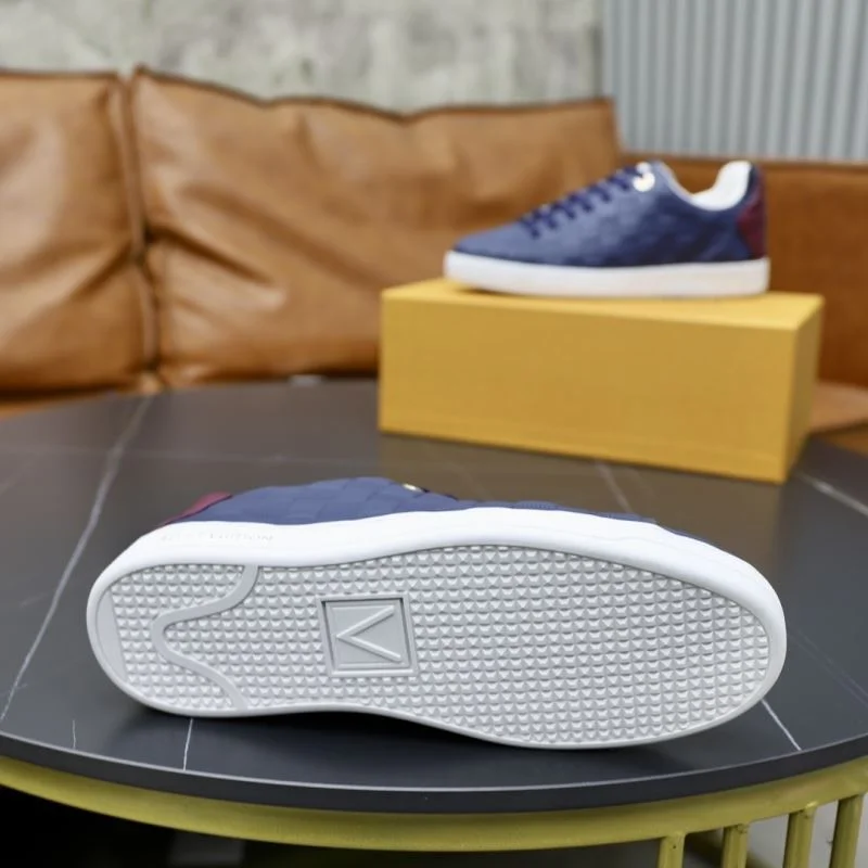 Trendy Louis Vuitton Low Shoes 32916