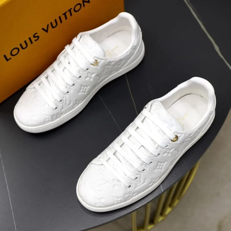 TimelessDesign Louis Vuitton Low Shoes 32919