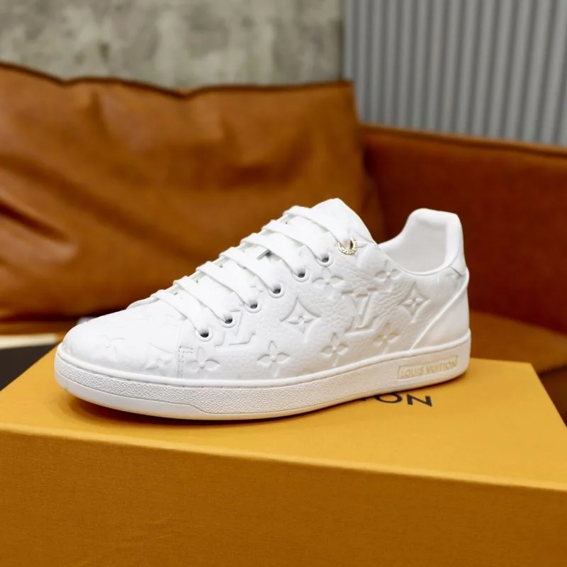 TimelessDesign Louis Vuitton Low Shoes 32919