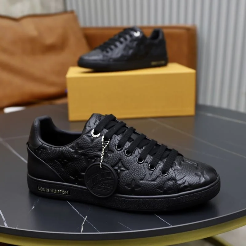 Louis Vuitton Low Shoes Chic 32926