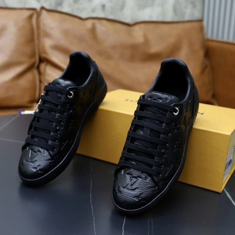 Louis Vuitton Low Shoes Chic 32926