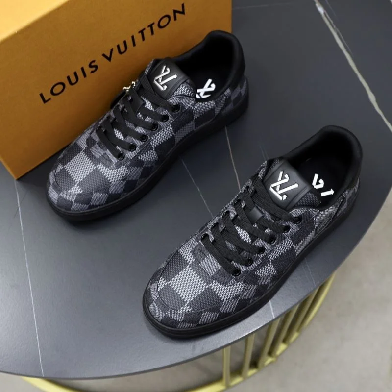 Original Louis Vuitton Low Shoes 32937