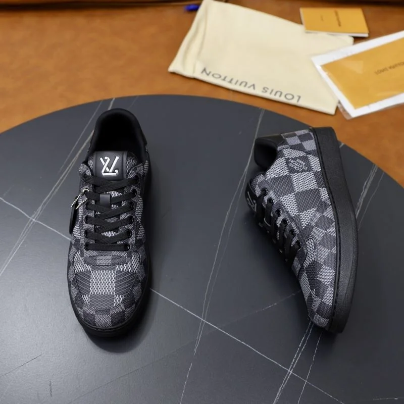 Original Louis Vuitton Low Shoes 32937