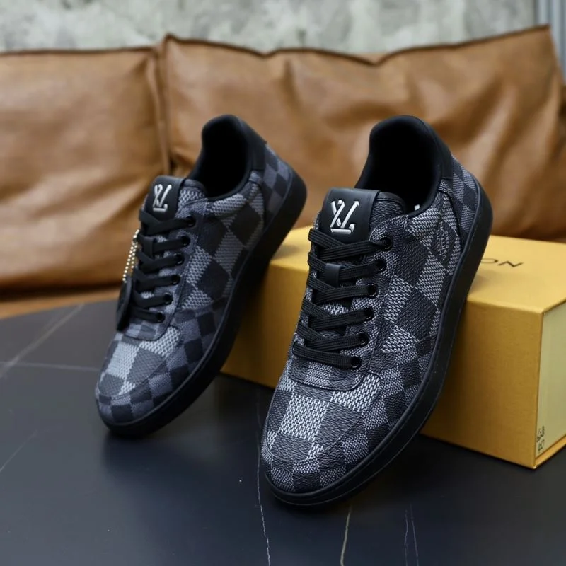 Original Louis Vuitton Low Shoes 32937