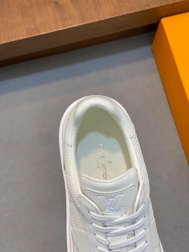 Louis Vuitton Low Shoes Compact 32923