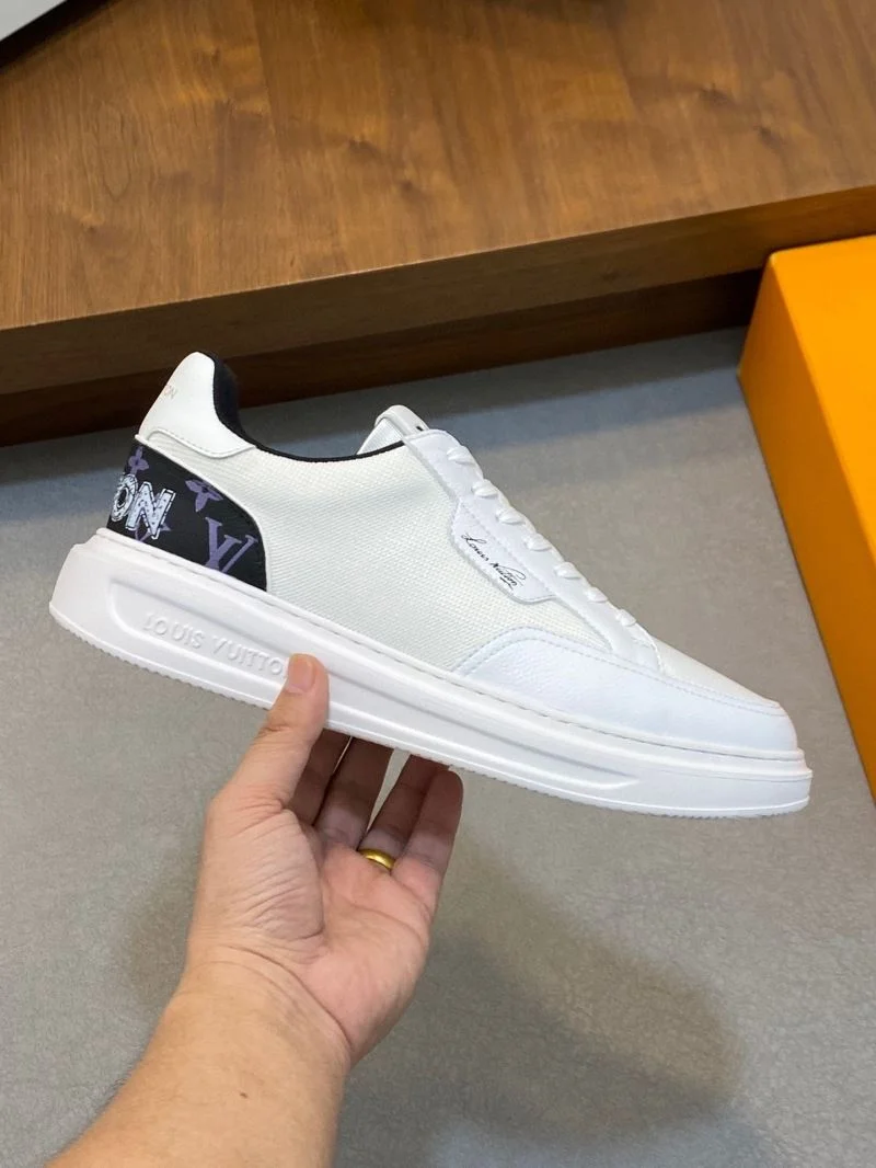 Louis Vuitton Low Shoes Fashionable 32935