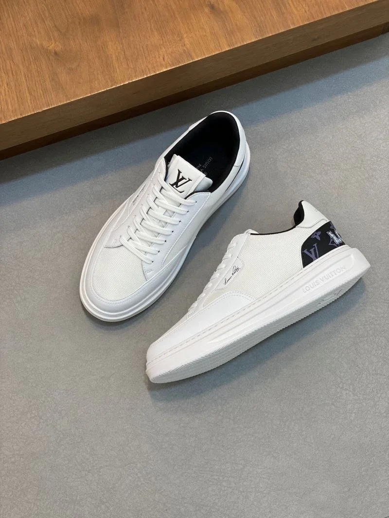 Louis Vuitton Low Shoes Fashionable 32935