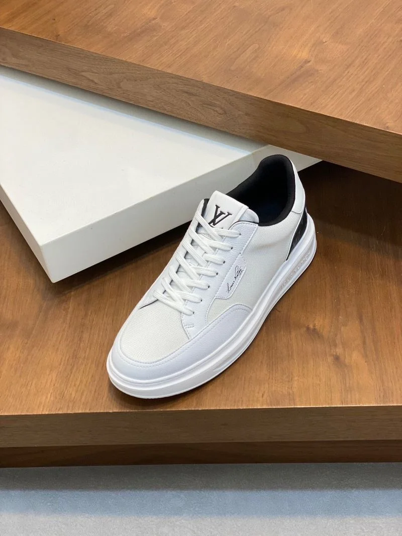 Louis Vuitton Low Shoes Fashionable 32935