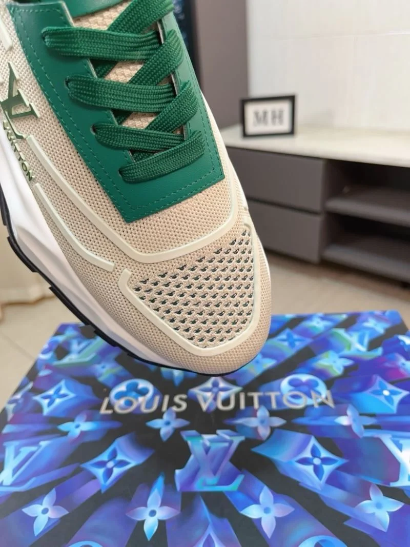 ComfortFit Louis Vuitton Low Shoes 32934