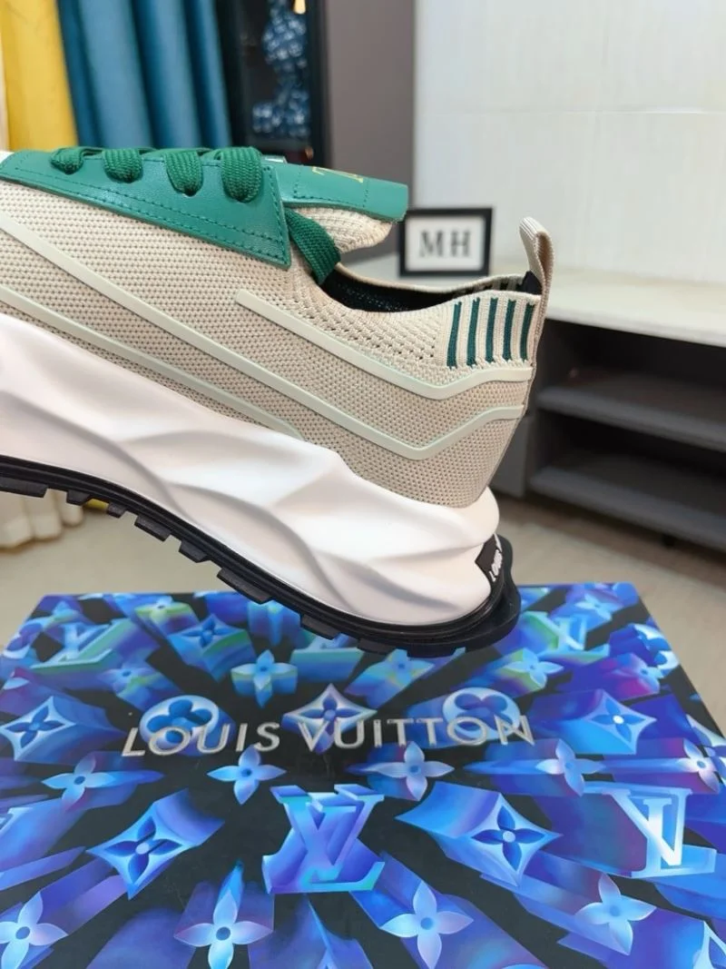 ComfortFit Louis Vuitton Low Shoes 32934