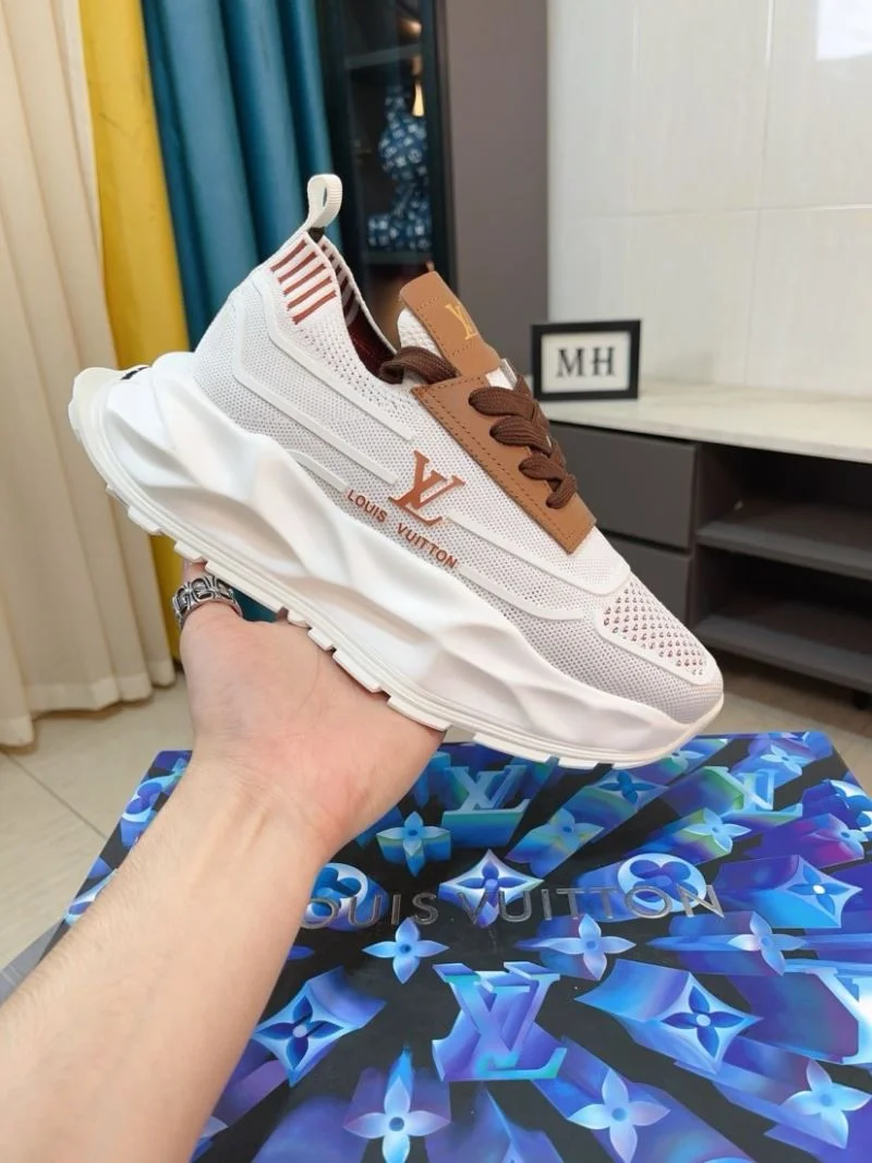 Durable Louis Vuitton Low Shoes 32909