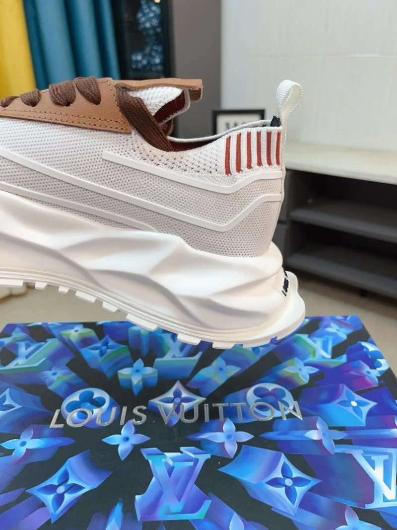 Durable Louis Vuitton Low Shoes 32909