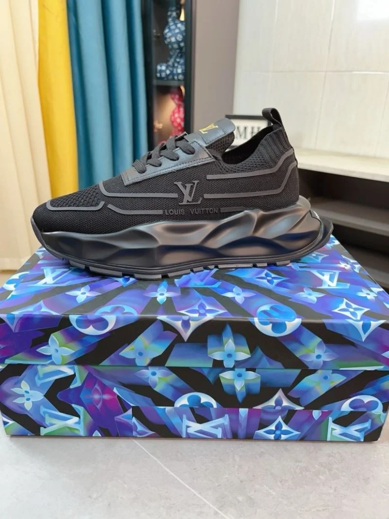 Louis Vuitton Low Shoes Packable 32921