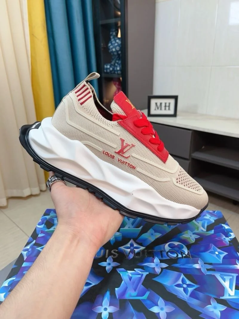 Louis Vuitton Low Shoes WeatherProof 32908