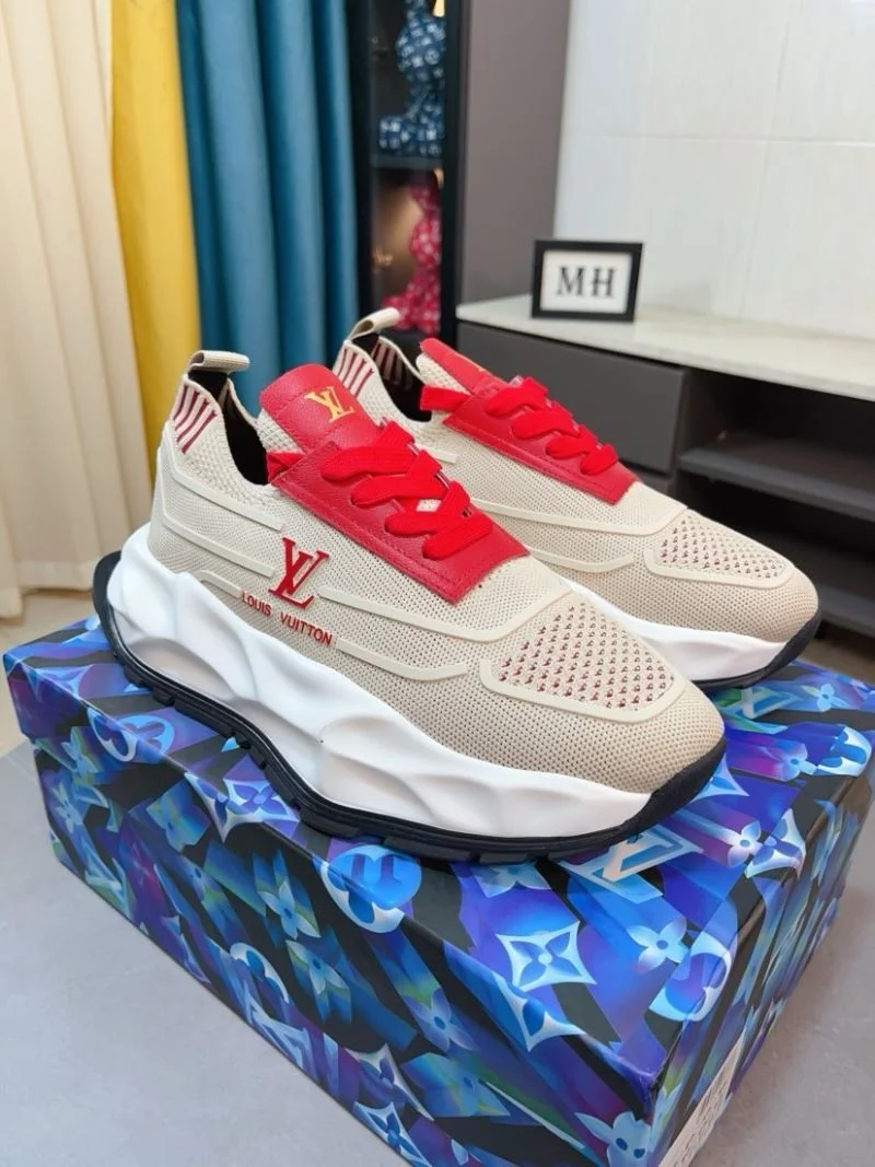 Louis Vuitton Low Shoes WeatherProof 32908