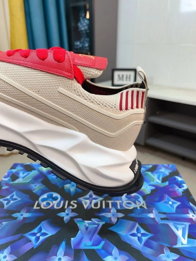 Louis Vuitton Low Shoes WeatherProof 32908