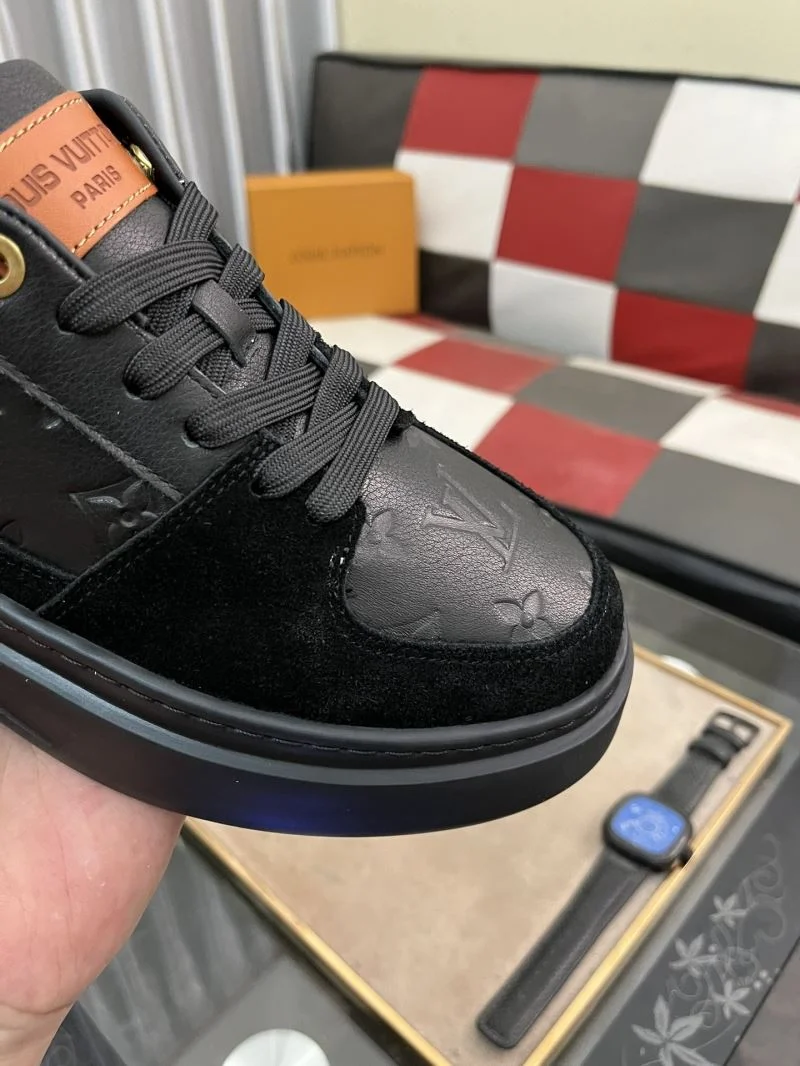 Louis Vuitton Low Shoes Youthful 32925