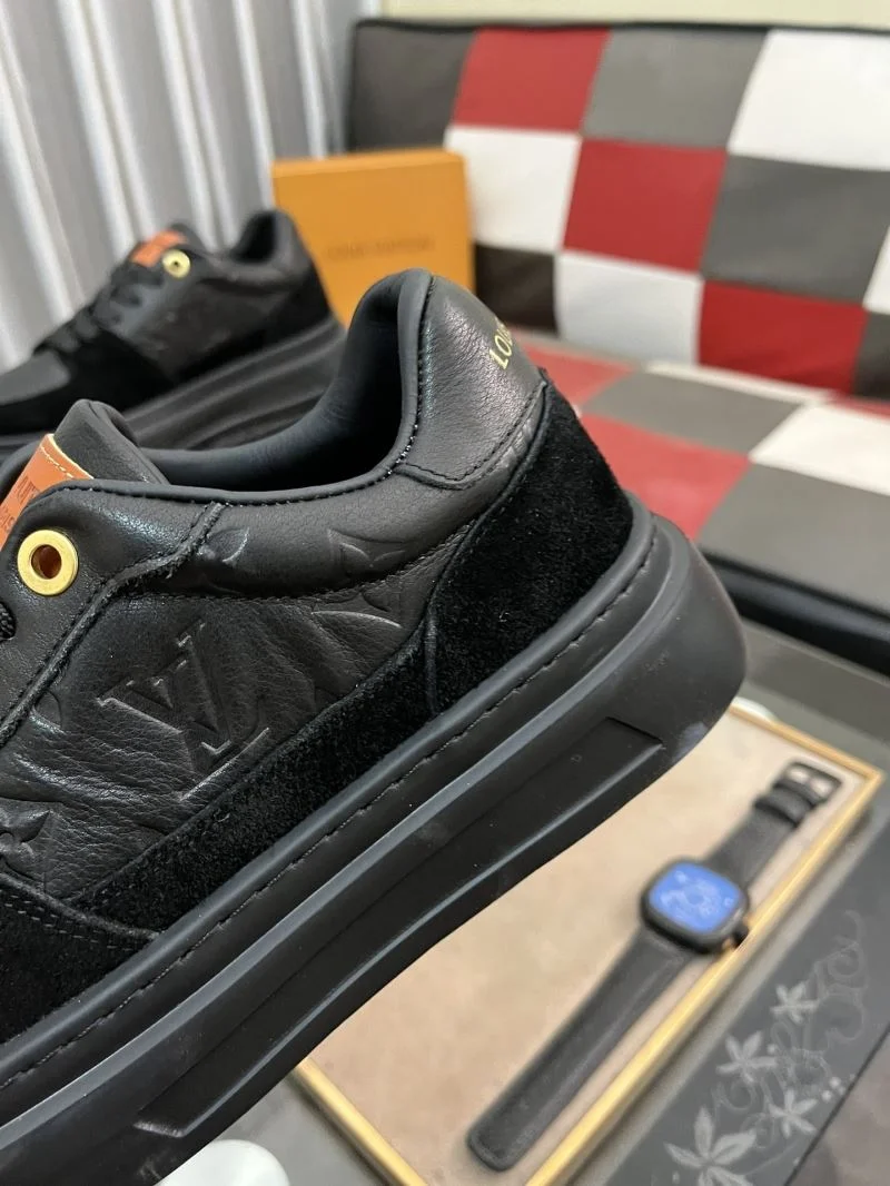 Louis Vuitton Low Shoes Youthful 32925