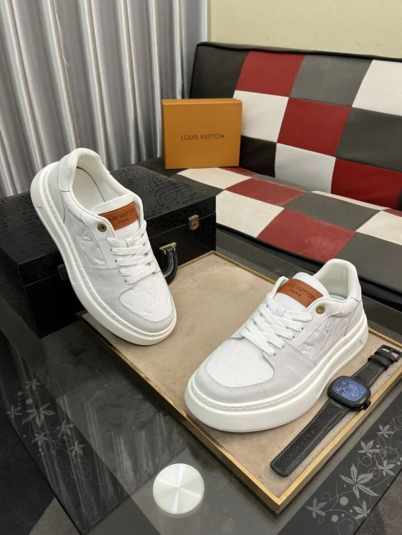 Louis Vuitton Low Shoes TechFriendly 32920