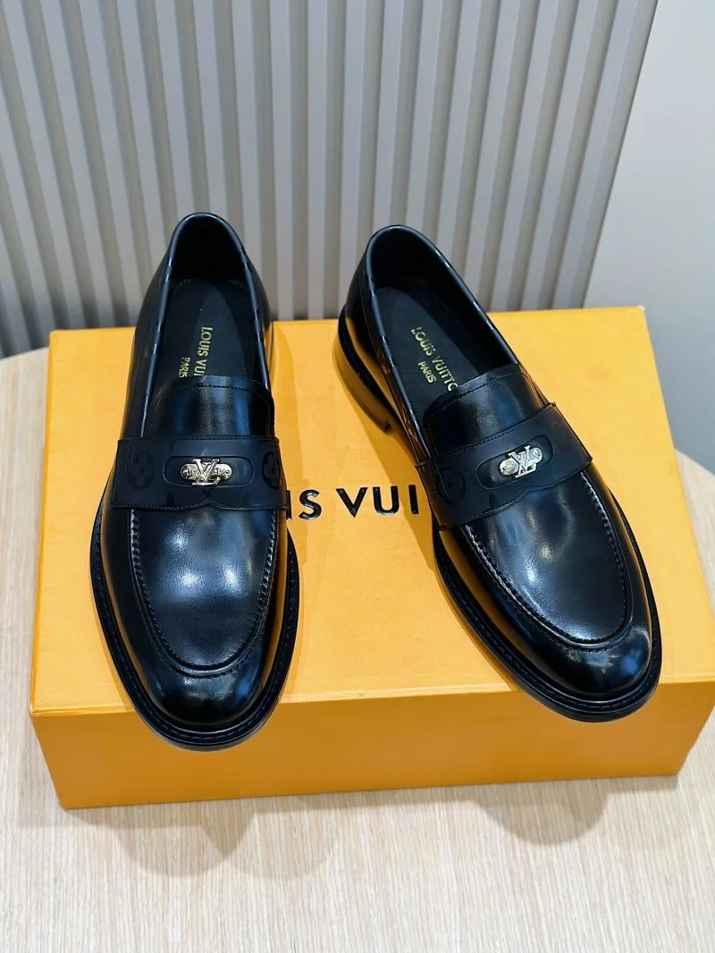 Louis Vuitton Low Shoes NewStyle 32914