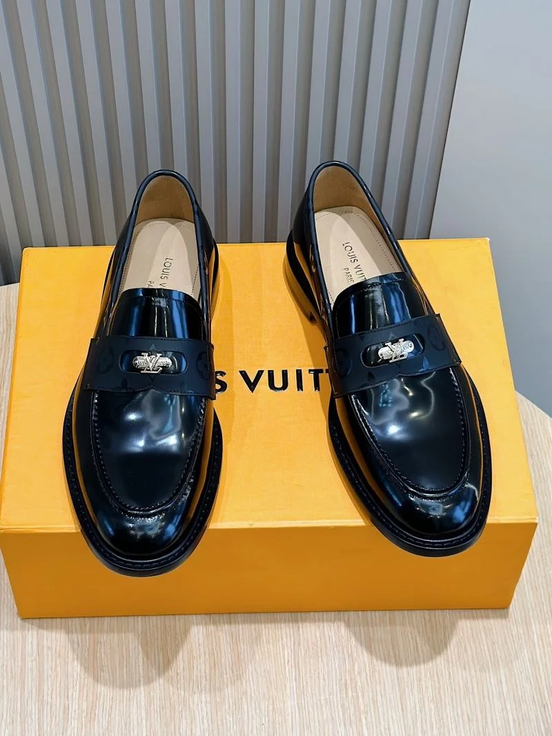 Upgraded Louis Vuitton Low Shoes 32912