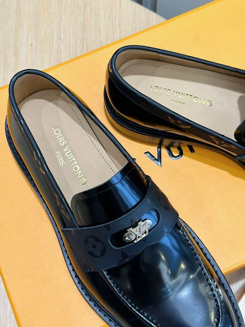 Upgraded Louis Vuitton Low Shoes 32912