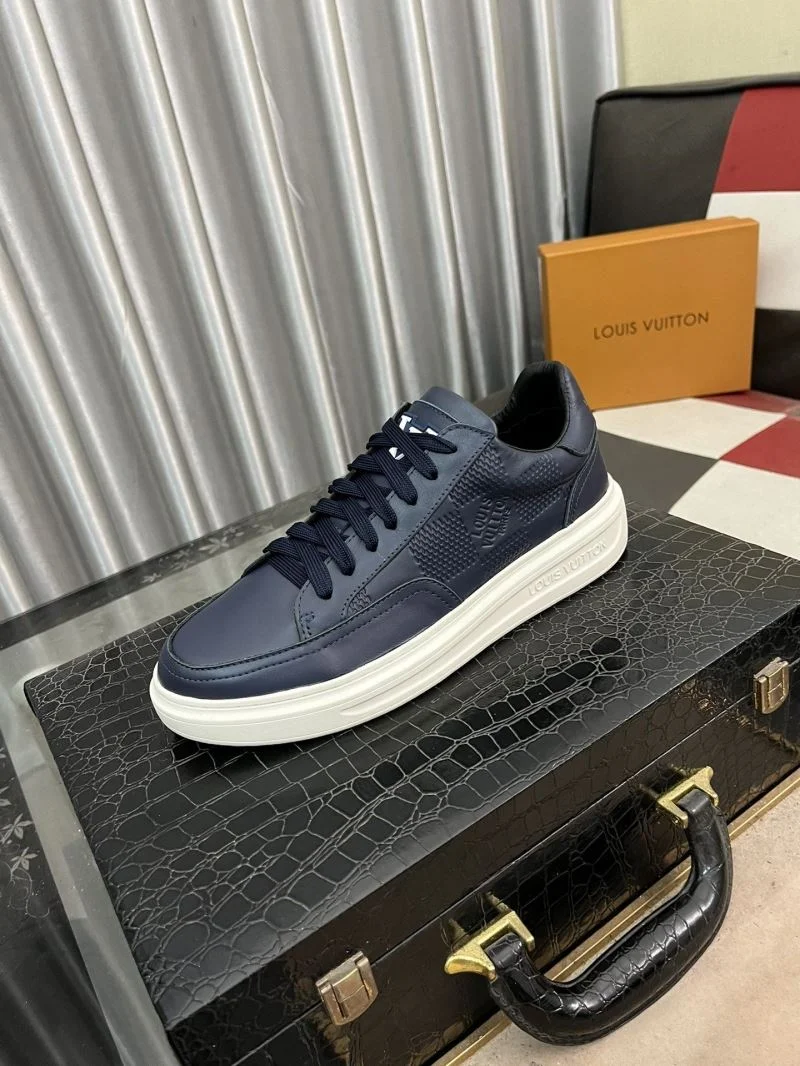 StreetReady Louis Vuitton Low Shoes 32881