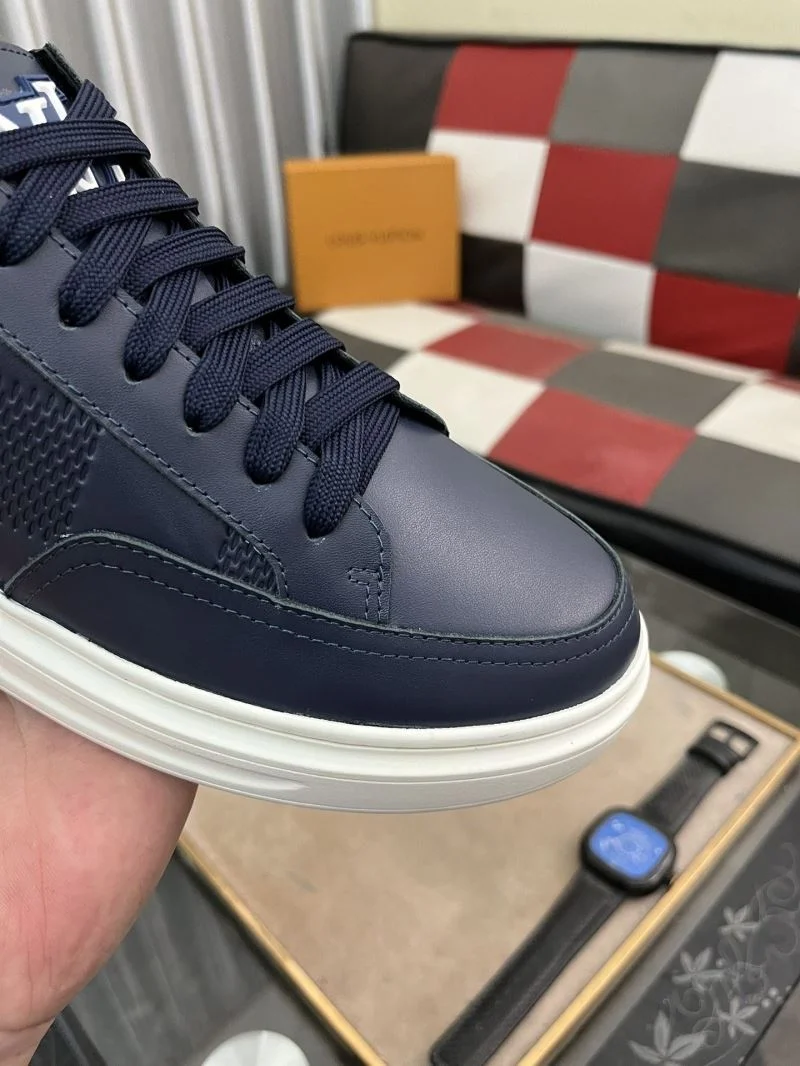 StreetReady Louis Vuitton Low Shoes 32881