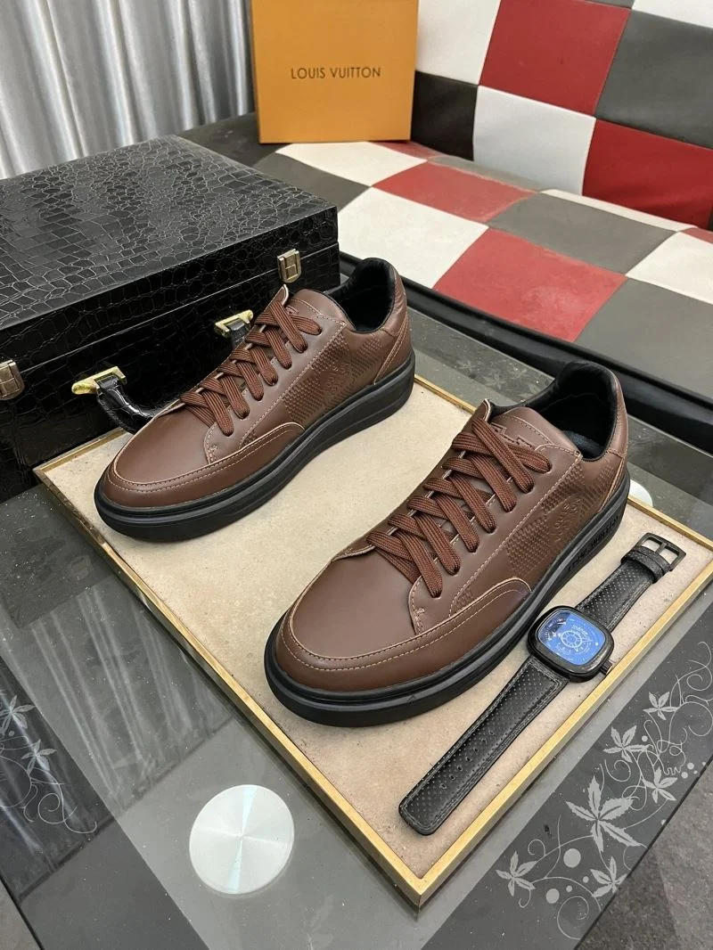 Louis Vuitton Low Shoes ModernLook 32900