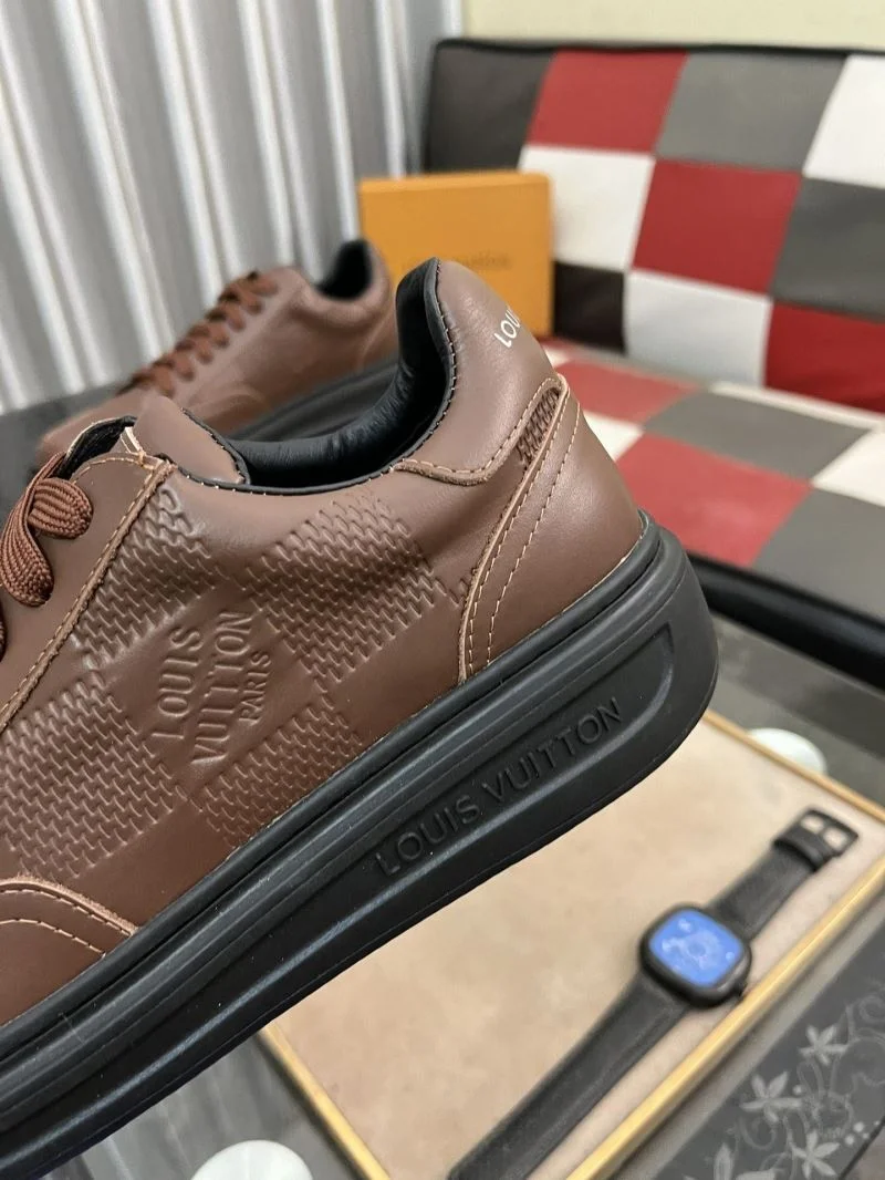 Louis Vuitton Low Shoes ModernLook 32900