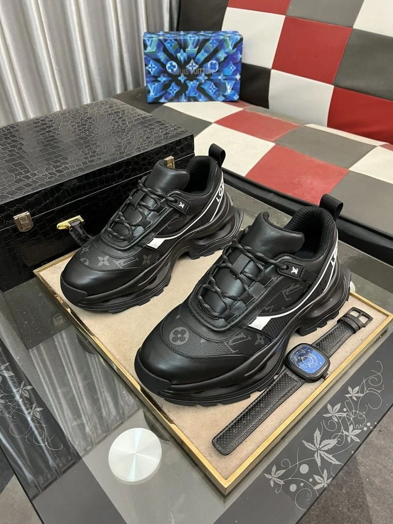 WaterResistant Louis Vuitton Low Shoes 32879