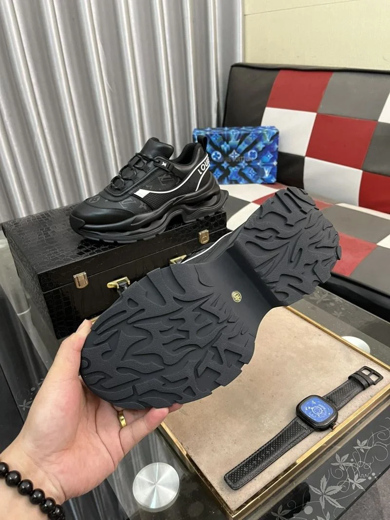WaterResistant Louis Vuitton Low Shoes 32879