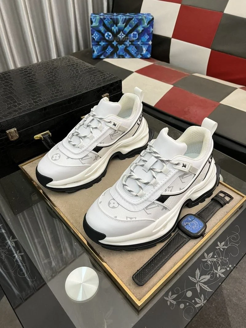 ComfortFit Louis Vuitton Low Shoes 32894