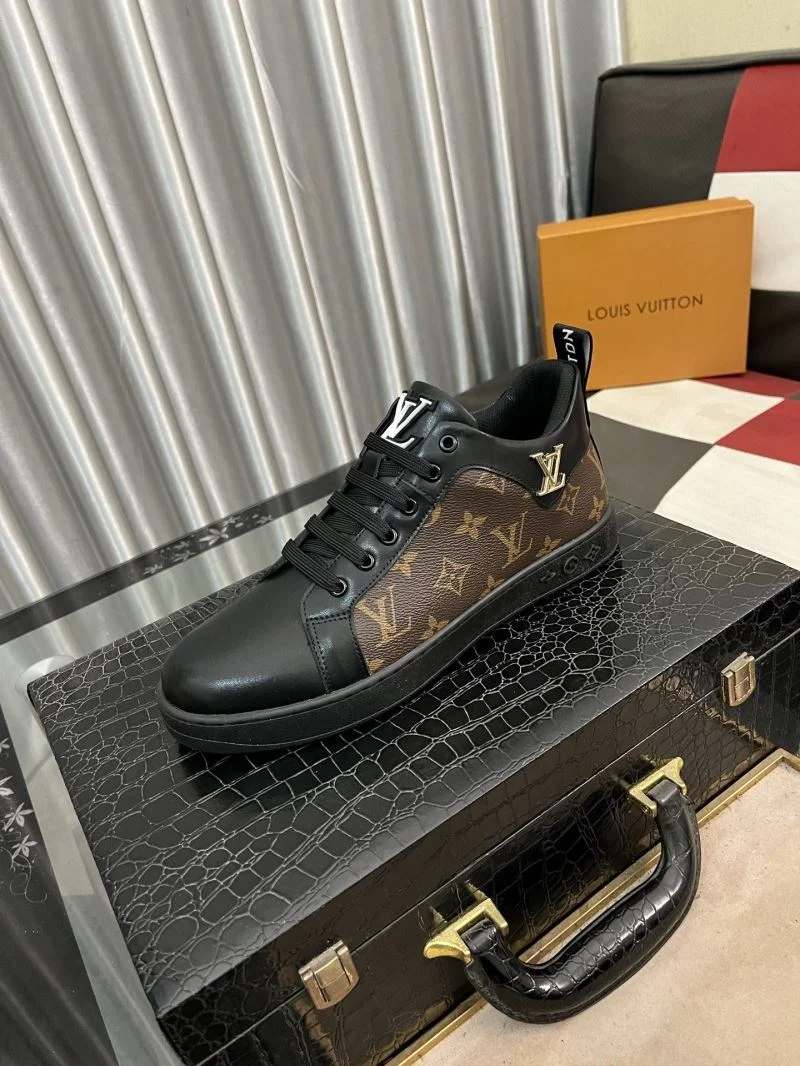 Louis Vuitton Low Shoes Fashionable 32883